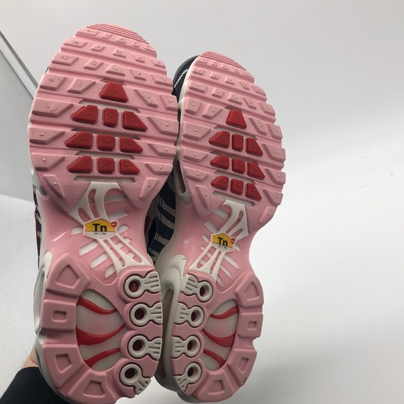 Women’s Nike AirMax Plus Pink/White/cheetah print DZ4842-600 USED Size 7 - Picture 6 of 10